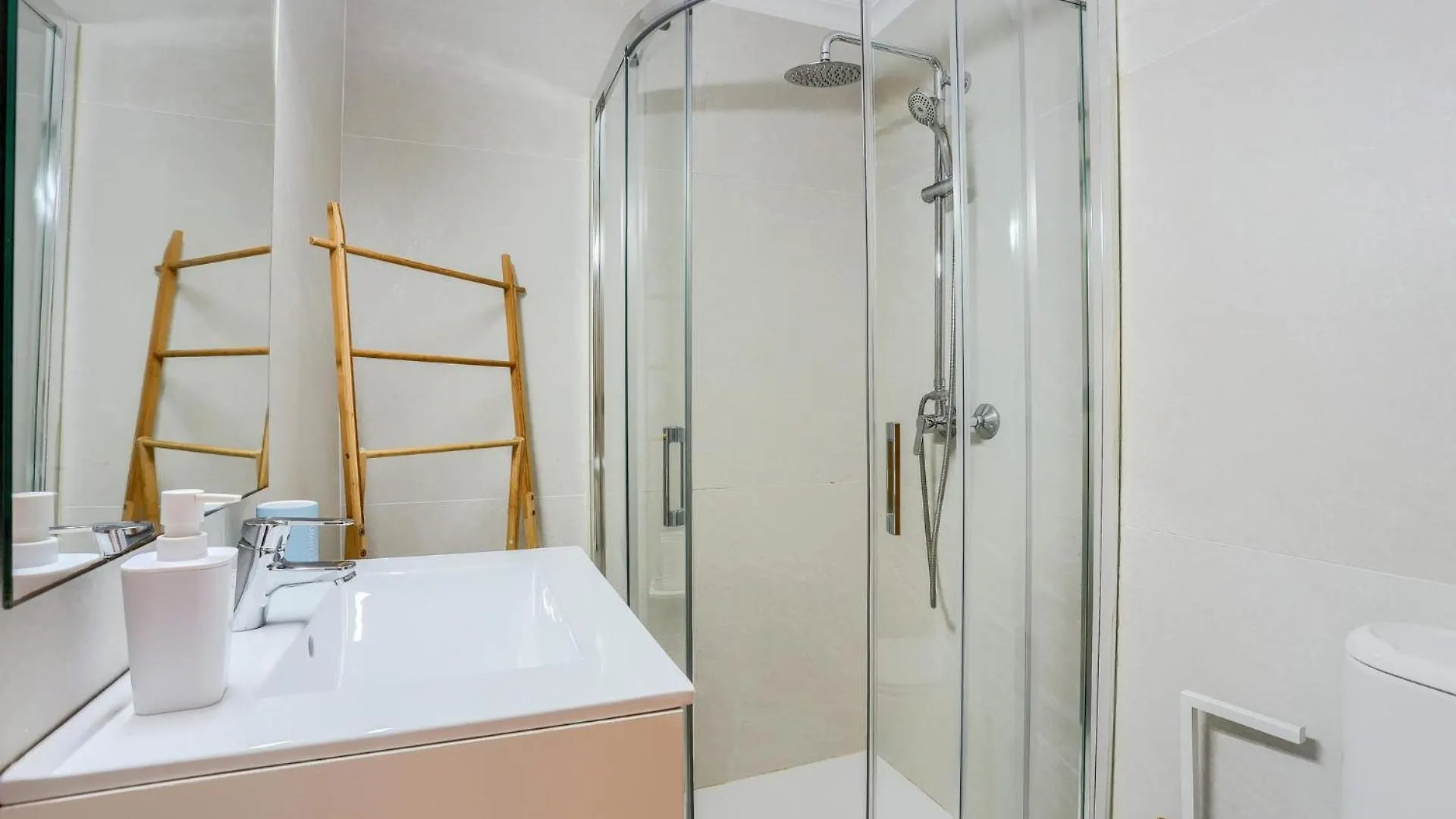 Apartamento Rosa 16 By Rentallorca Alcudia  Lejlighed